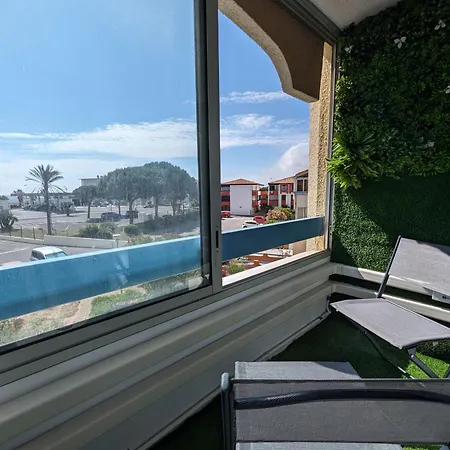 Apartment T2 Cabine, En Bord De Mer, Wifi Et Climatisation